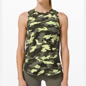 NWT LULULEMON SCULPT TANK TOP Size 2